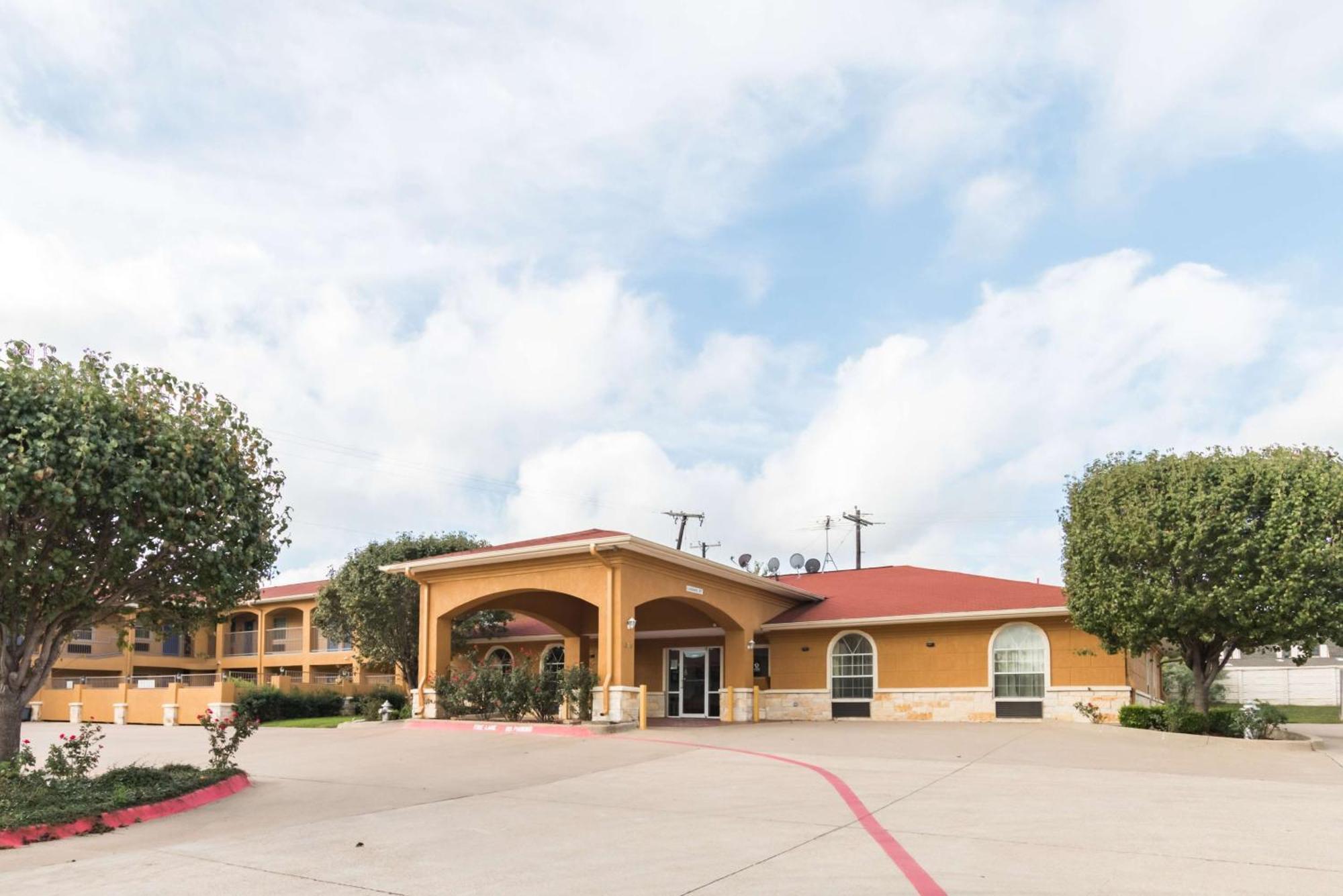 Motel 6 Alvarado Tx מראה חיצוני תמונה